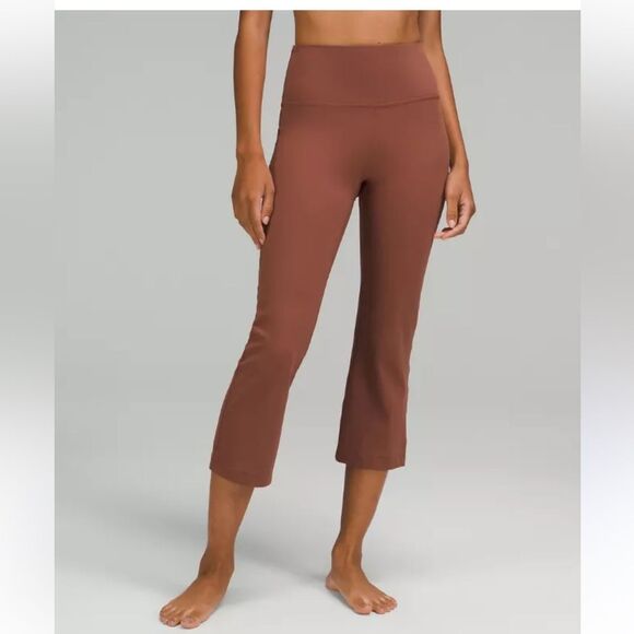 Lululemon Womens Leggings 4 Brown Cropped Wide Leg Athletic Athleisure Workout - Picture 1 of 6
